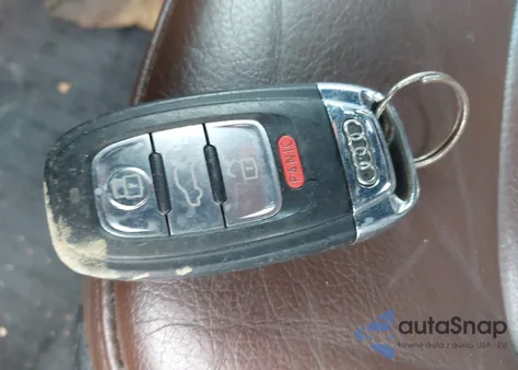 2013 Audi A4 2.0T Premium из США, поврежденный, VIN WAUBFAFL3DN044904